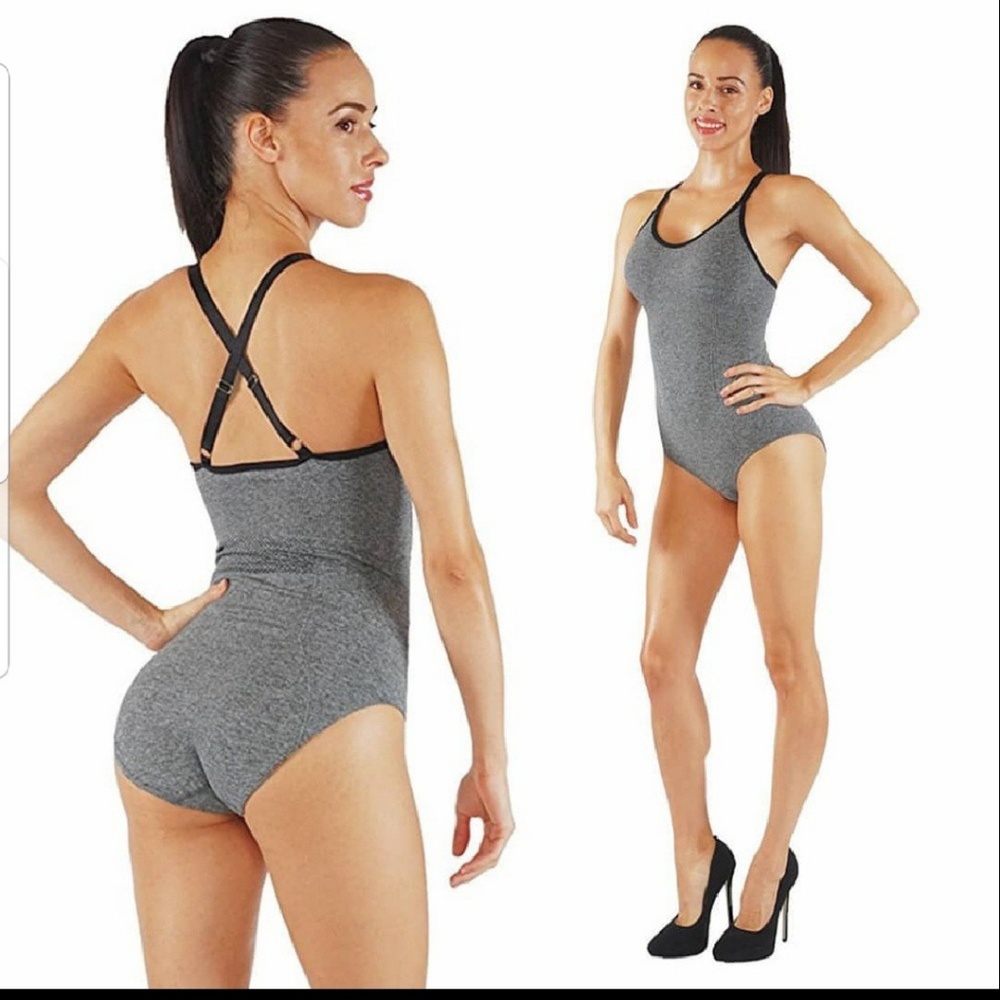 Bodysuit with adjustable straps - Picture 1 of 2